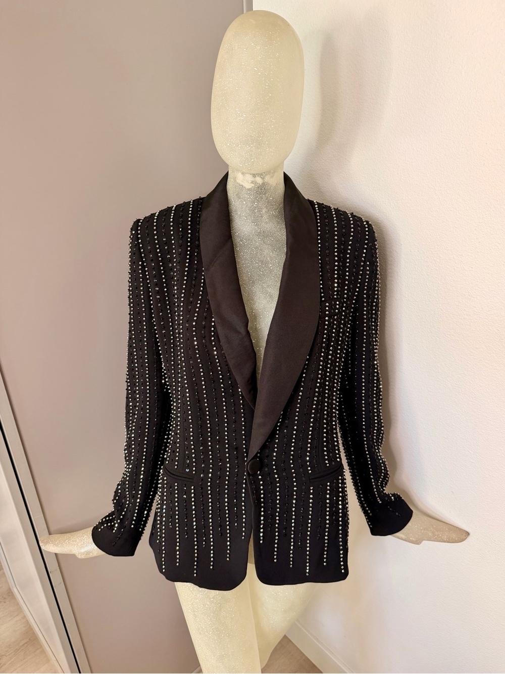 RALPH LAUREN PURPLE LABEL Italy Beaded Crystal Pinstripe Tuxedo Blazer Jacket. 4